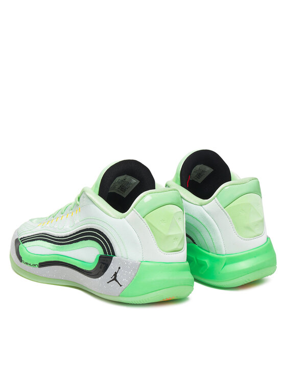 Nike Nike Korvpallijalatsid Luka 4 HF0823 300 Roheline