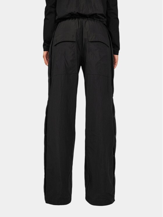 MADE BY SOCIETY MADE BY SOCIETY Spodnie materiałowe Pantaloni VAGUE PULSE - P27809 Czarny Basic Fit