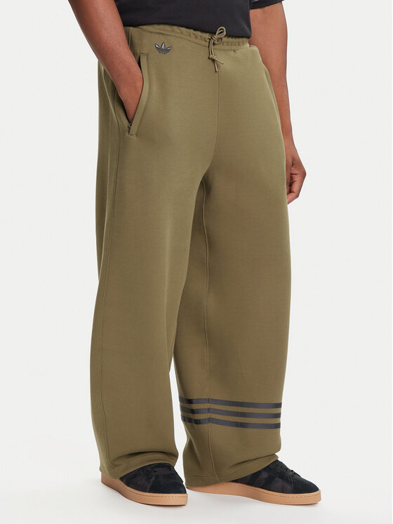 adidas adidas Pantaloni trening Neuclassics JW5444 Verde Loose Fit