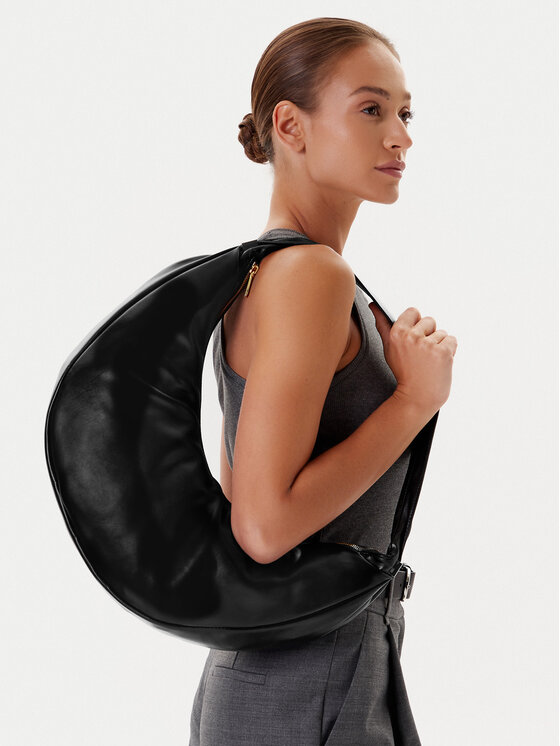 Calvin Klein Calvin Klein Borsetta Pinched Soft Crescent Lg LV04F3009G Nero