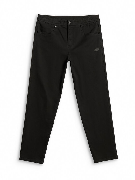 4F 4F Spodnie materiałowe ESSENTIAL Czarny Regular Fit