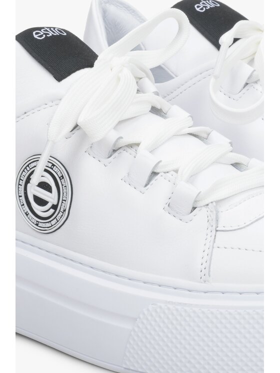 Estro Estro Sneakersy ER00114566 Biela