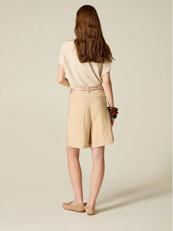 Oltre Oltre Pantaloncini di tessuto P01HR209365N022 Crema Regular Fit