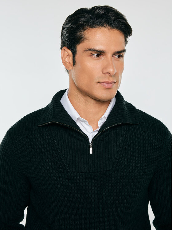 BIG STAR BIG STAR Sweter MICHIGAN Czarny Basic Fit