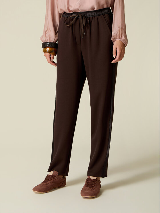 Oltre Oltre Pantaloni di tessuto P844J002679N022 Marrone Regular Fit