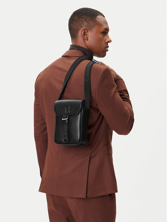 Calvin Klein Calvin Klein Мъжка чантичка Cargo Flap Reporter LV04D3131G Черен