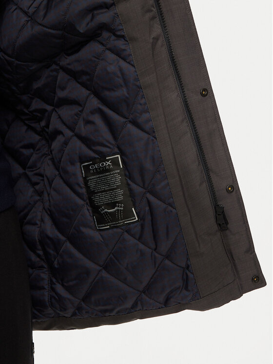 Geox Geox Зимно яке Dolomia M4620M T3162 F9821 Сив Regular Fit