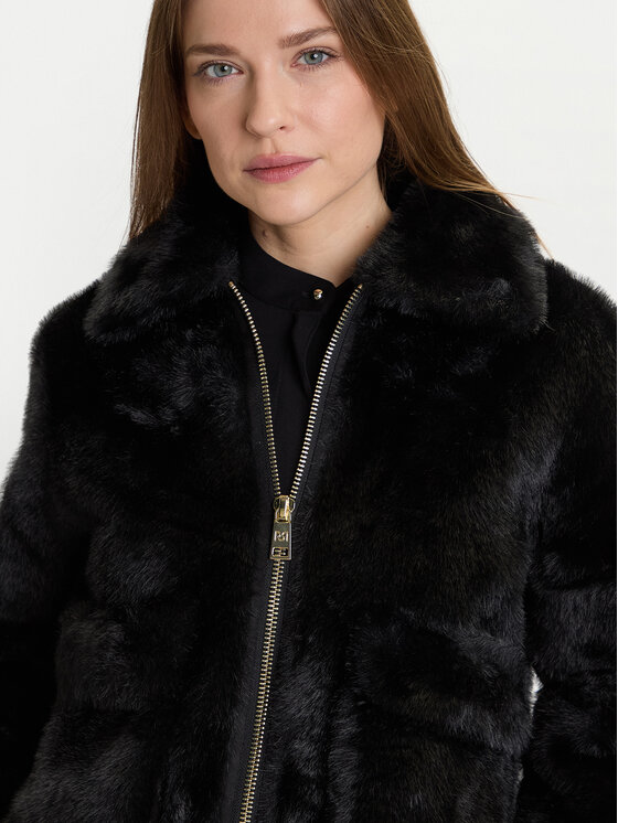 Rinascimento Rinascimento Kažoks CFC0122227003 Melns Regular Fit