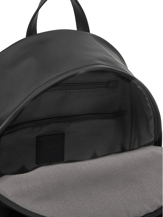 Calvin Klein Calvin Klein Batoh Sleek Round Backpack LV04D3143G Černá