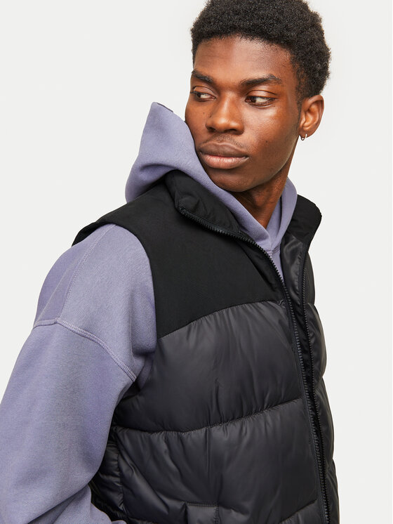 Jack & Jones Jack & Jones Prsluk Moon 12256860 Crna Regular Fit