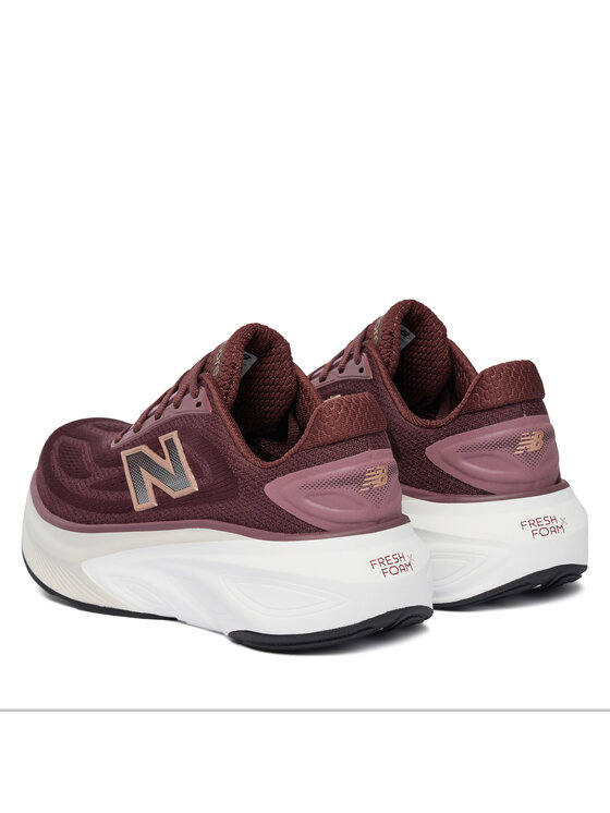 New Balance New Balance Bežecké topánky More V6 WMOR6J1 Bordová