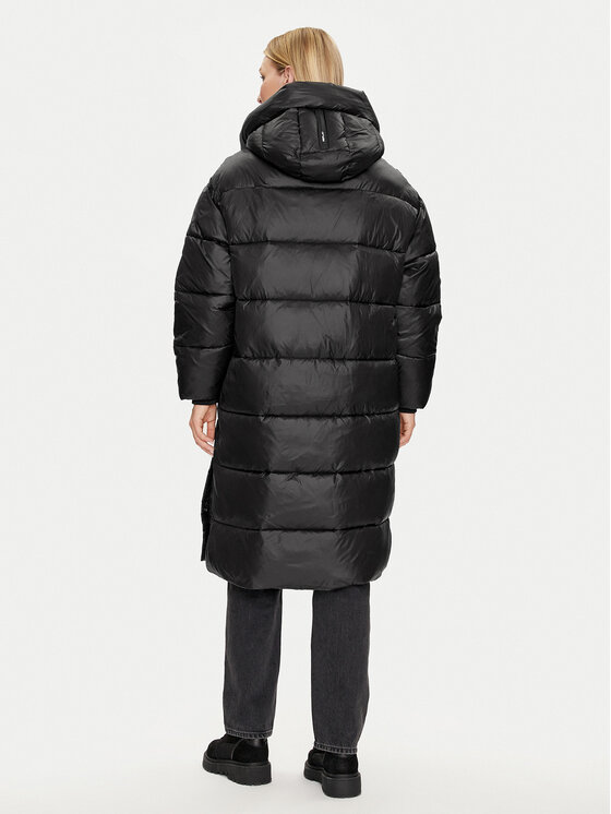 REPLAY REPLAY Зимно яке W7800.000.84198 Черен Oversize