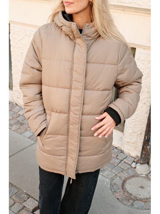 TeeShoppen TeeShoppen Kurtka outdoor 'Basic Collection' Beżowy Regular Fit