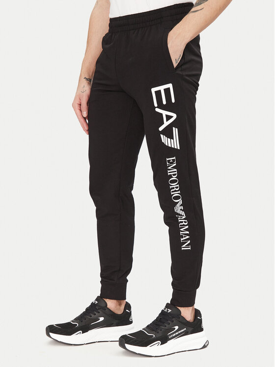 EA7 Emporio Armani Teplákové nohavice 7M000571 AF13512 MC001 Čierna Regular Fit