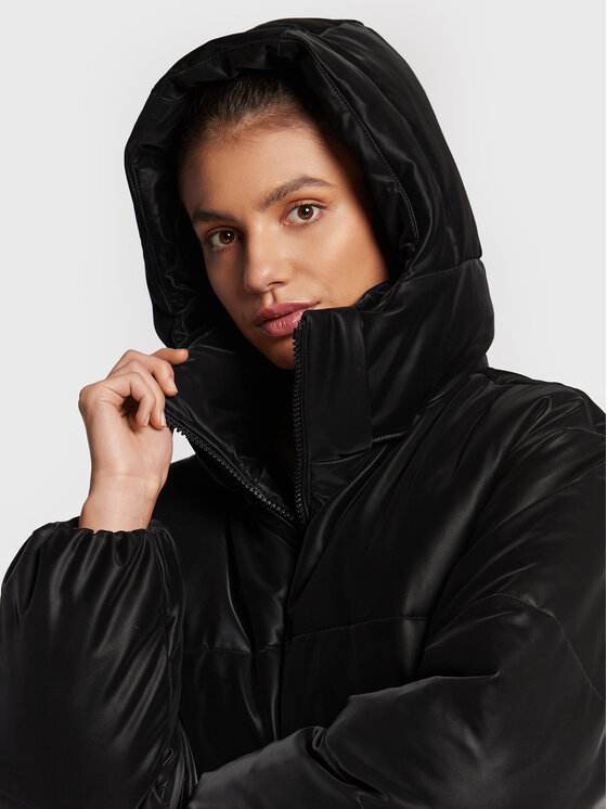 Calvin Klein Jeans Calvin Klein Jeans Cappotto invernale J20J219907 Nero Relaxed Fit