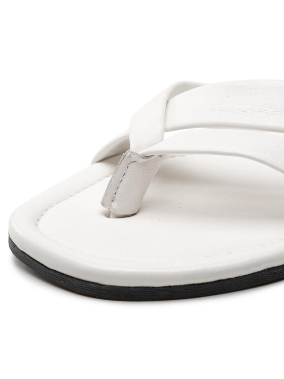 Bata Bata Varbavahesandaalid 5641667 Valge