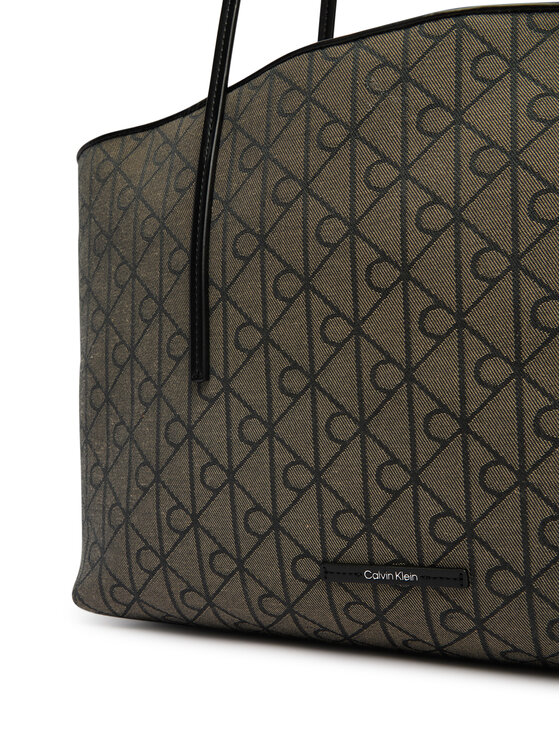 Calvin Klein Calvin Klein Kabelka Emblem Trio Pebble Shoulder Bag LV04F3750G Hnedá