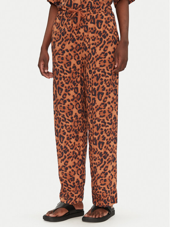 Chantelle Chantelle Pantaloni di tessuto Explore C18SE0 Marrone Relaxed Fit