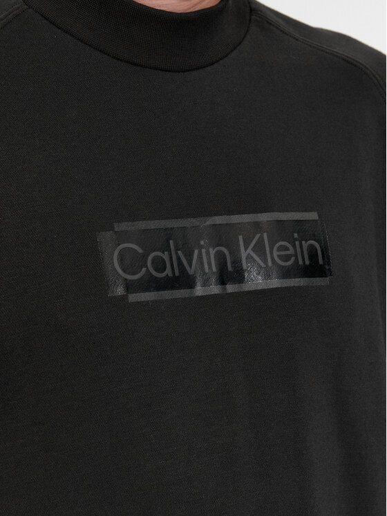 Calvin Klein Calvin Klein Bluza Festive Logo K10K112058 Czarny Comfort Fit