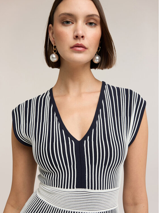 Motivi Motivi Abito da cocktail 7631W001545N0Z4 Blu Flared Fit