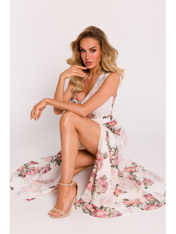 Made of Emotion Made of Emotion Koktejlové šaty M781 Bílá Generous Fit