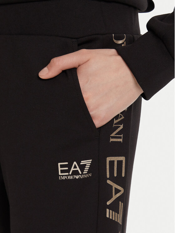 EA7 Emporio Armani EA7 Emporio Armani Tepláková souprava 7W000789 AF18880 MC004 Černá Regular Fit
