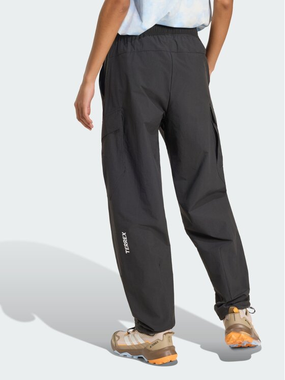 adidas adidas Spodnie outdoor 163069 Czarny Loose Fit