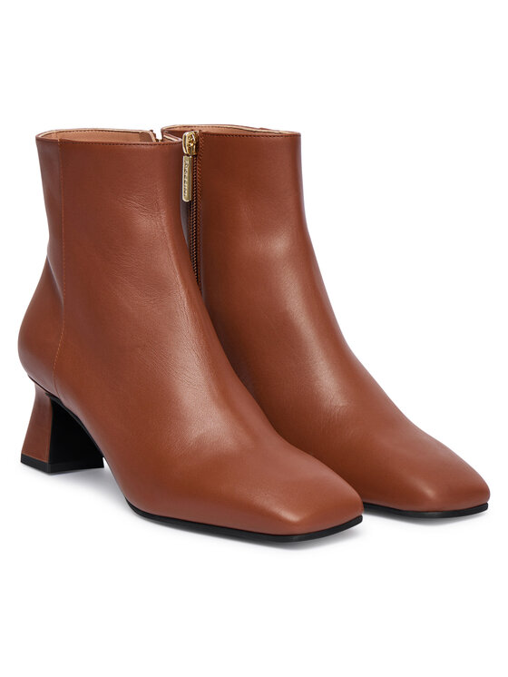 Pollini Pollini Īsie zābaki SA21045G0NTC0217 Brūns