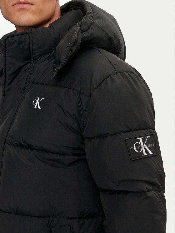 Calvin Klein Jeans Calvin Klein Jeans Зимно яке Essentials J30J326109 Черен Regular Fit