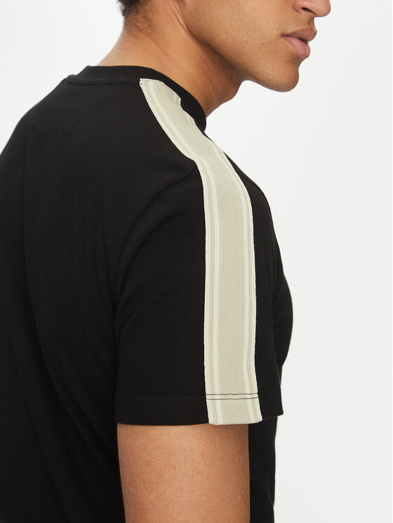 Guess Guess T-shirt Z5GI13 I3Z14 Nero Regular Fit