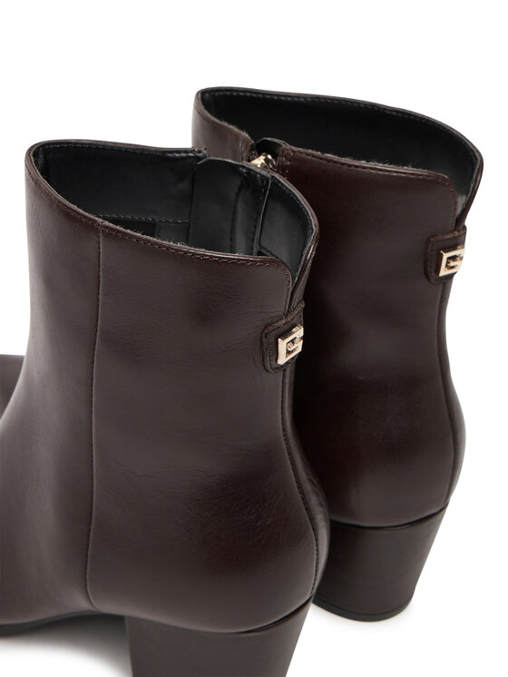 Guess Guess Polokozačky FLFHAL LEA10 Hnědá