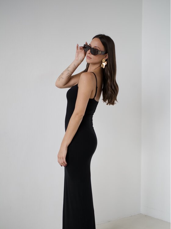 MAI MAI Sukienka dzianinowa MILA Czarny Feminine Fit