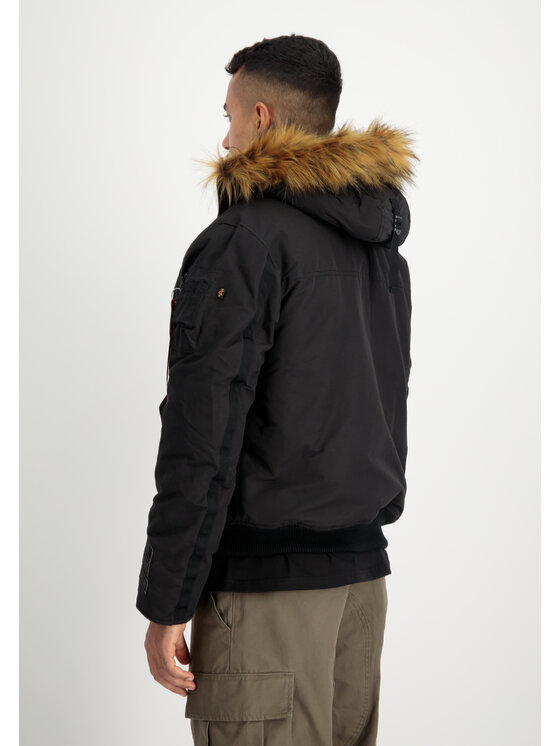Alpha Industries Alpha Industries Zimní bunda AI.148129-03-L Černá Regular Fit
