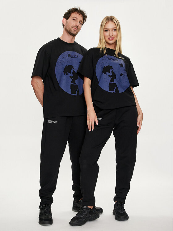 2005 2005 T-shirt Unisex Kid Crna Regular Fit