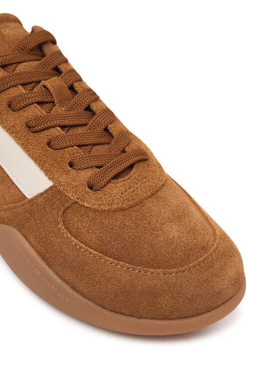 Tommy Hilfiger Tommy Hilfiger Sneakers Th Vintage Low Runner Suede FW0FW09621 Marrone