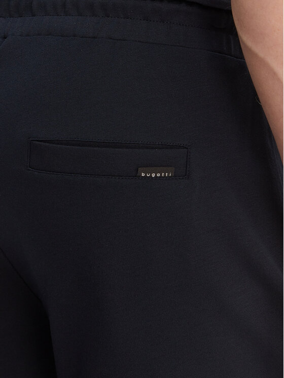 Bugatti Bugatti Dressipüksid 8250-15123E Tumesinine Relaxed Fit