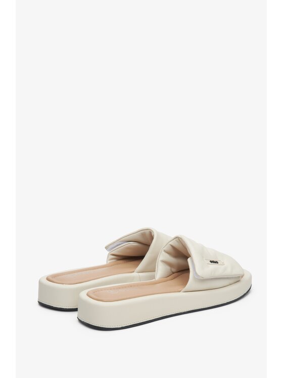 Estro Estro Παντόφλες ER00113107 Μπεζ