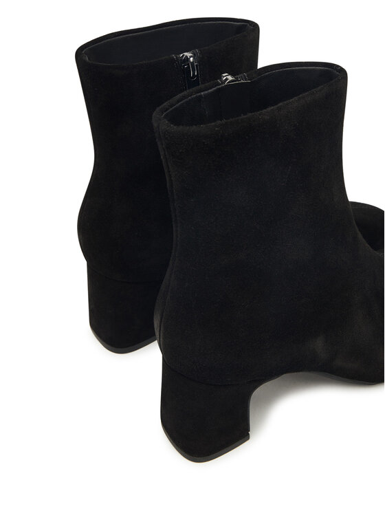 Clarks Clarks Botine Fernie Zip 26182936 Negru