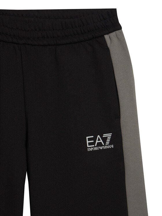 EA7 Emporio Armani EA7 Emporio Armani Sportinis kostiumas 7B000396 AF10368 UC001 Juoda Regular Fit