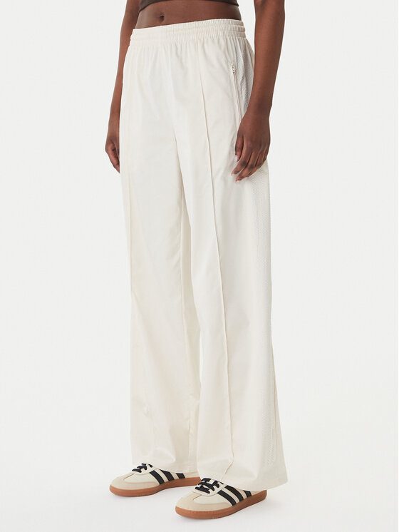 adidas adidas Долнище анцуг Pearl Firebird KE3393 Екрю Loose Fit