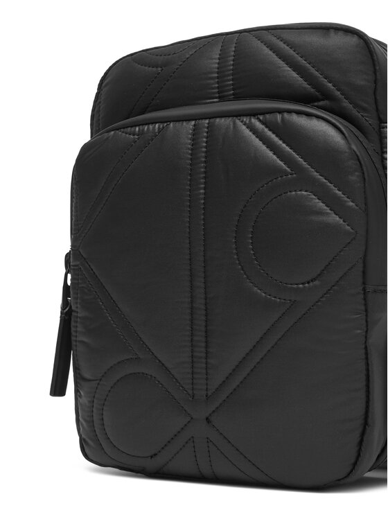 Calvin Klein Calvin Klein Чанта за кръст Puffer Reporter LV04D3164G Черен