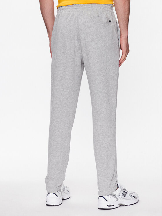 New Balance New Balance Spodnie dresowe MP31902 Szary Regular Fit