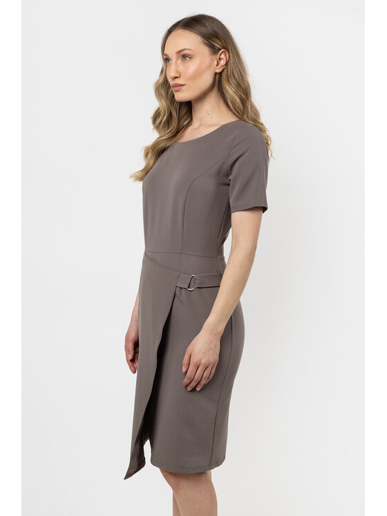 Awama Awama Sukienka koktajlowa A710 Beżowy Basic Fit