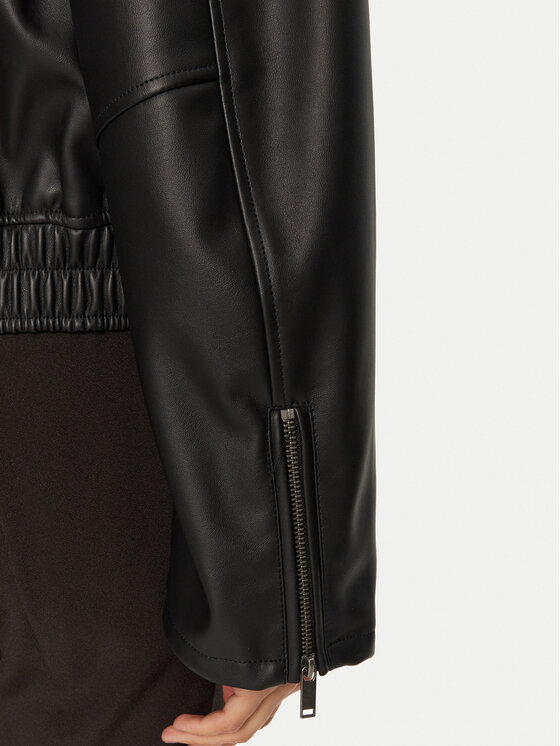 Gina Tricot Gina Tricot Μπουφάν από απομίμηση δέρματος 23136 Μαύρο Loose Fit
