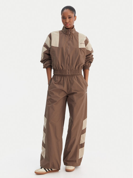 adidas adidas Pantaloni da tuta Blocked Washed KD8790 Marrone Loose Fit