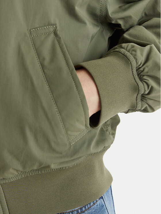 Calvin Klein Jeans Calvin Klein Jeans Bomber stila jaka Essential LV047F505G Zaļš Regular Fit