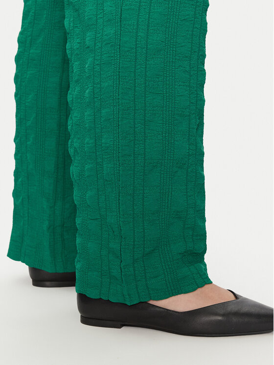 Vero Moda Vero Moda Pantaloni di tessuto Noella 10325210 Verde Straight Fit