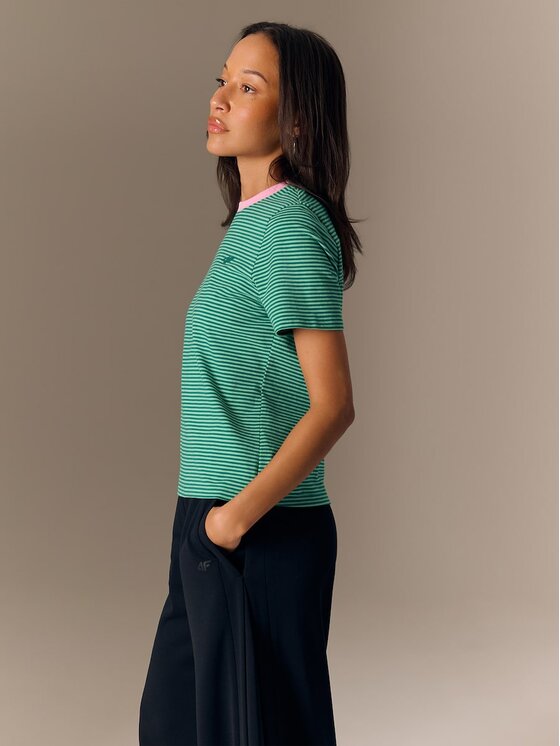 4F 4F T-Shirt 4FRSS26TTSHF3702-41S Zielony Regular Fit