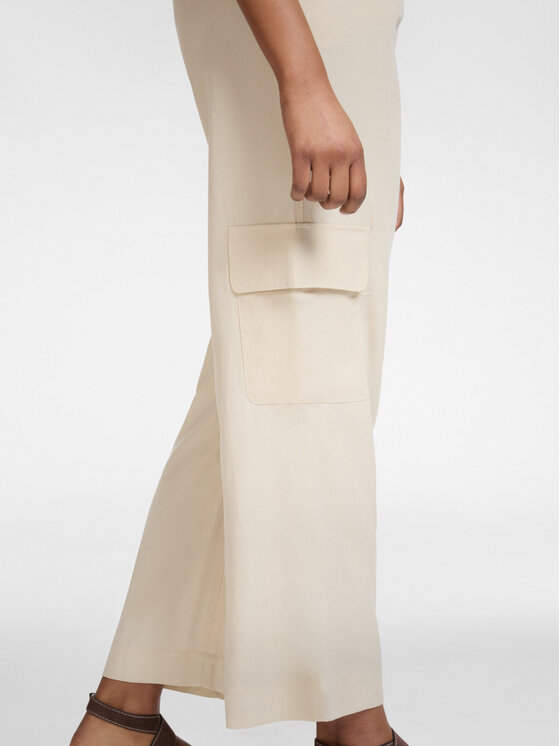 Elena Mirò Elena Mirò Pantaloni di tessuto P027P000482N002 Crema Regular Fit