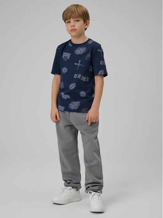 4F 4F T-Shirt CAMPUS VIBES Granatowy Regular Fit